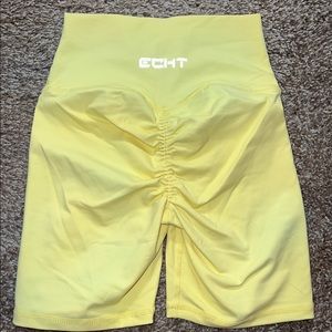 ECHT force scrunched shorts lemonade XS